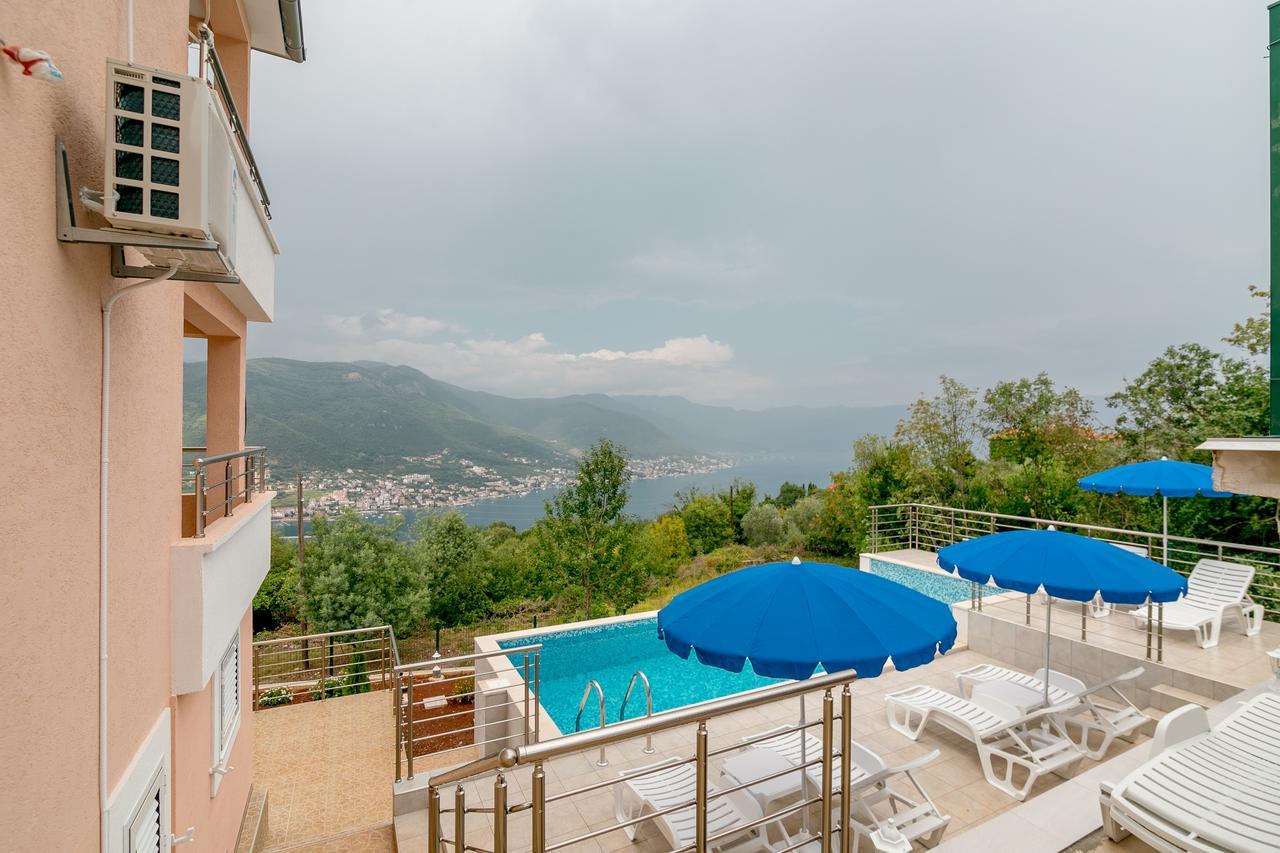 Apartments Mitrovic Luštica Exterior foto